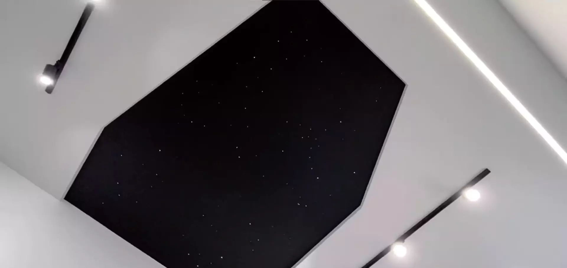 Пятигорск, проспект Калинина, 27 к2, фото 1